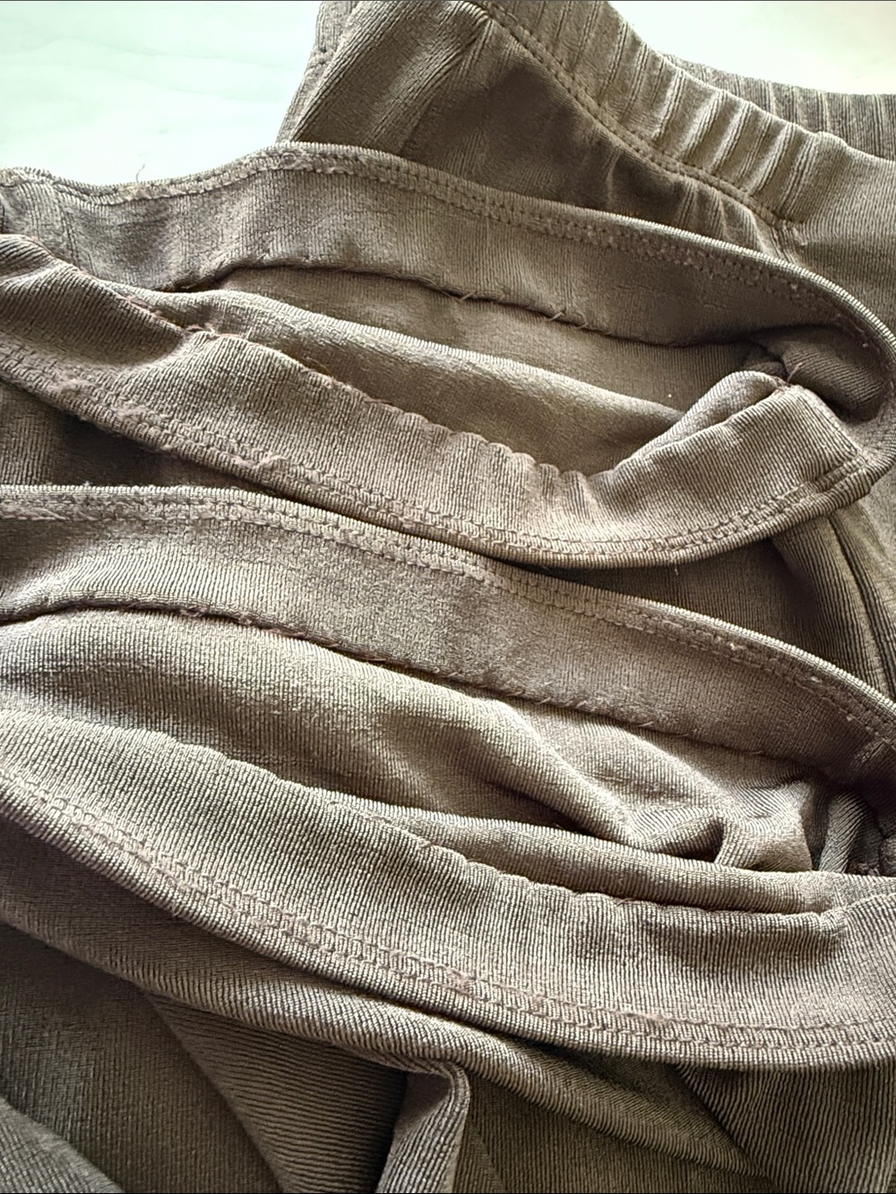 Chico's Travelers Brown Slinky Pull-On Pants Elasticized Waist Sz 2 Office US L - Picture 15 of 15